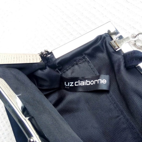 Liz Claiborne clutch purse - Picture 9 of 9
